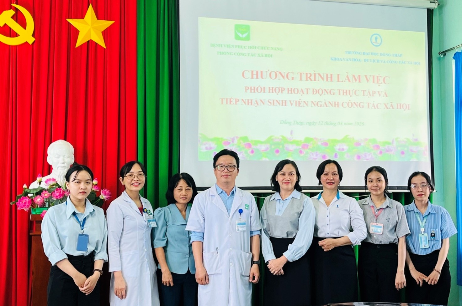 Đại diện Khoa Văn hóa – Du lịch và Công tác xã hội đến thăm sinh viên thực tập tốt nghiệp năm học 2025 – 2026